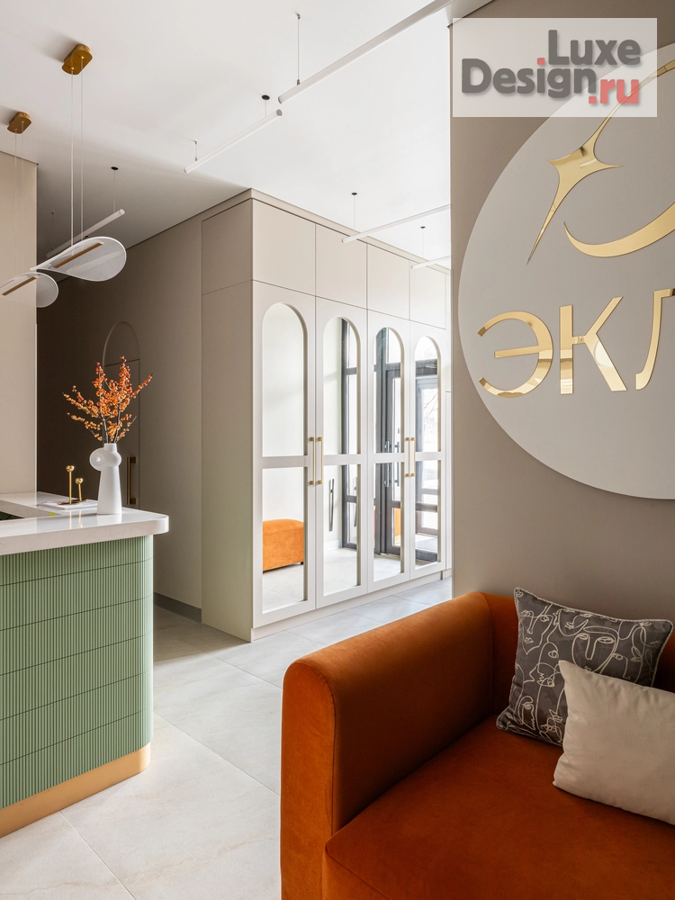 Дизайн интерьера лечебного учреждения "Косметологическая клиника премиального класса  " (фото 5)