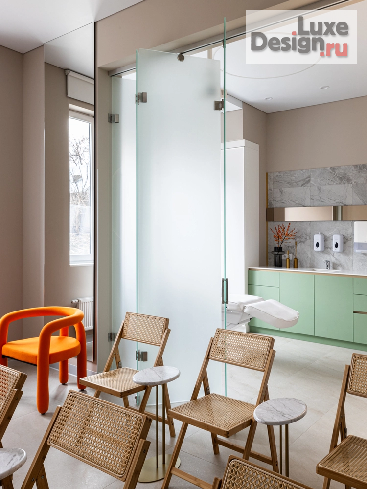 Дизайн интерьера лечебного учреждения "Косметологическая клиника премиального класса  " (фото 30)