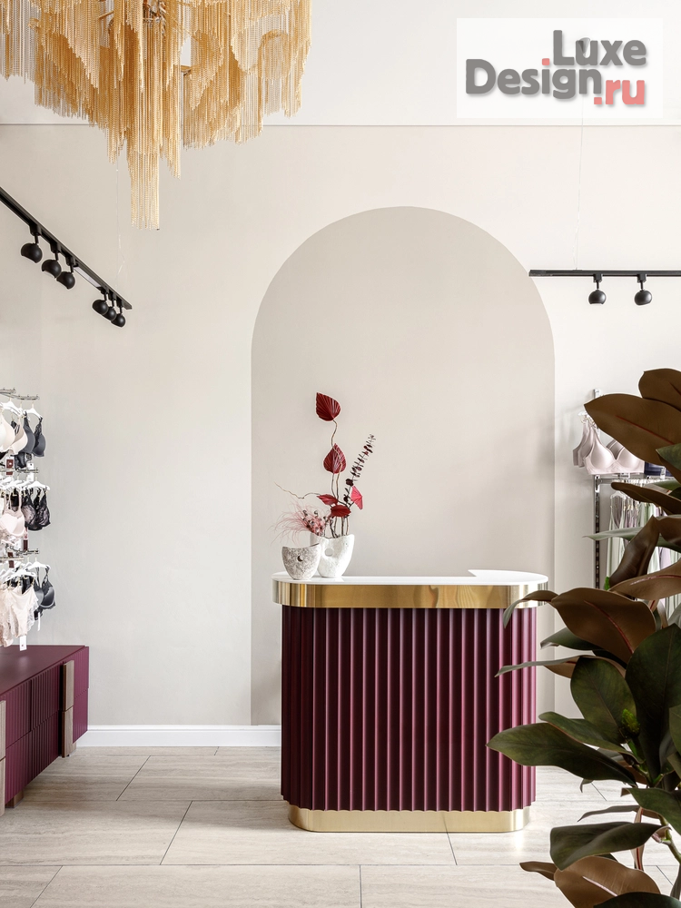 Дизайн интерьера бутика "Салон Белья "Стоп снято"" (фото 9)