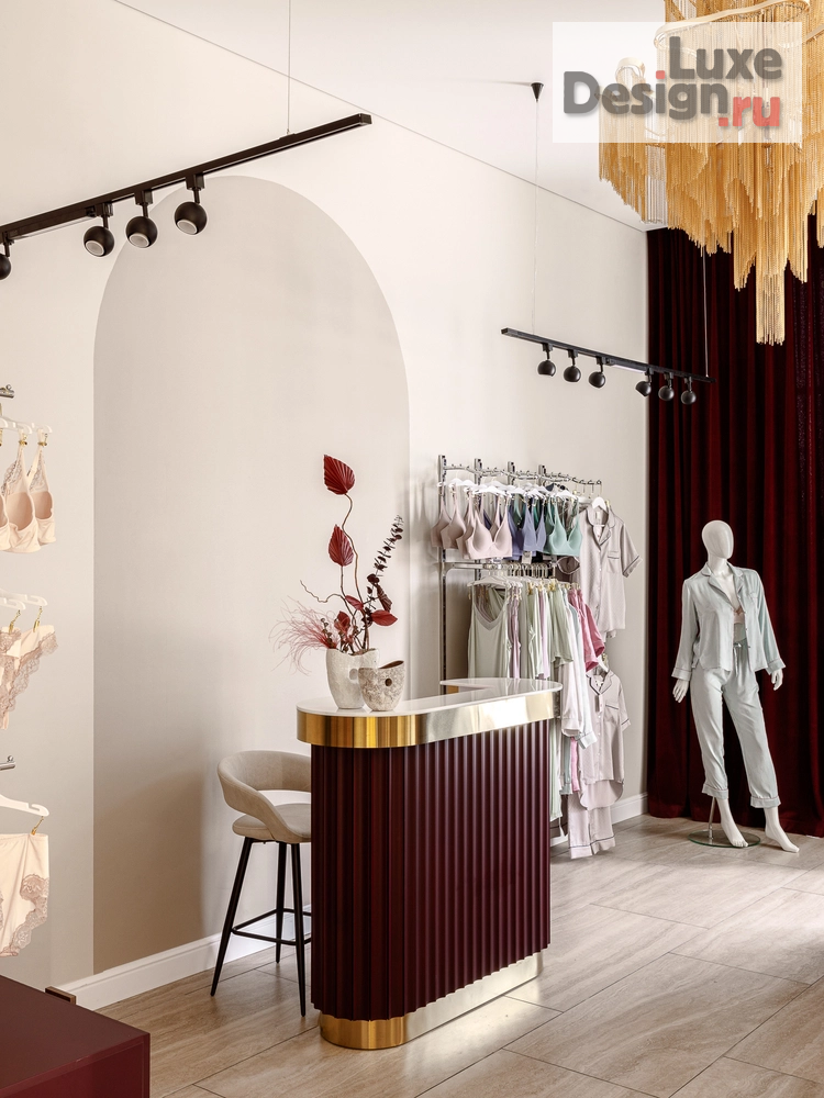 Дизайн интерьера бутика "Салон Белья "Стоп снято"" (фото 10)